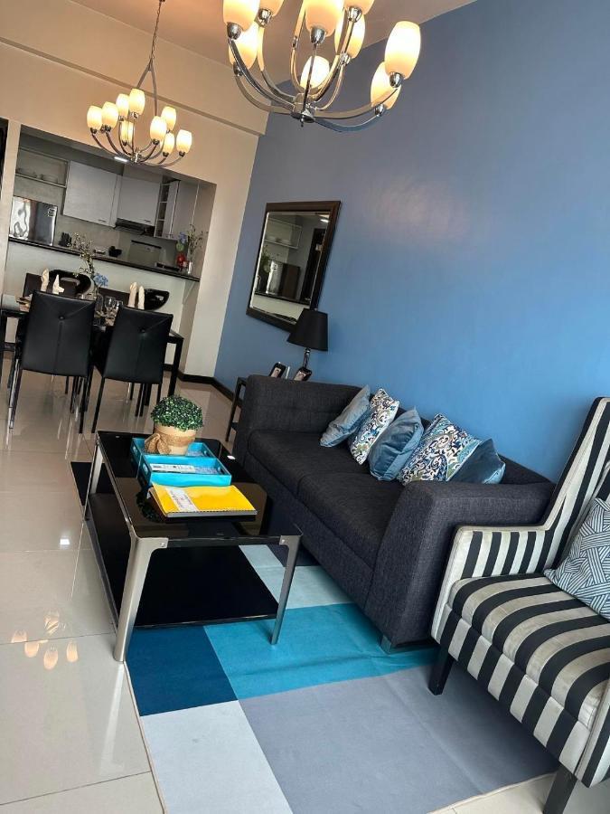 Suites De Marina Manila With Netflix Buitenkant foto