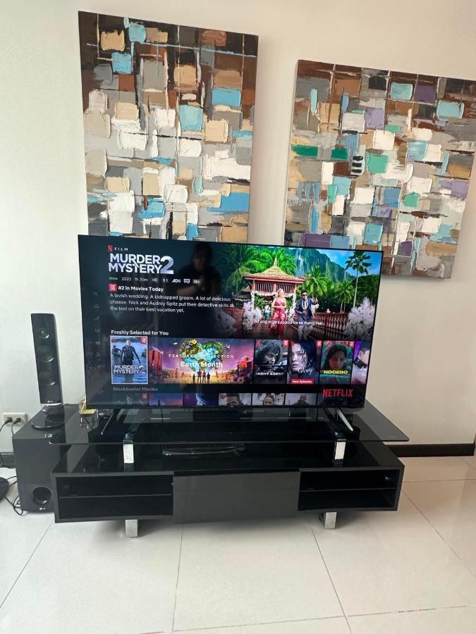 Suites De Marina Manila With Netflix Buitenkant foto