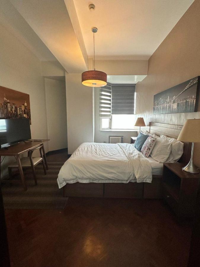 Suites De Marina Manila With Netflix Buitenkant foto